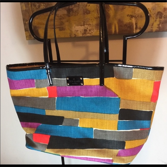 ❌SOLD❌Large Kate Spade Tote Excellent Condition - Picture 3 of 6